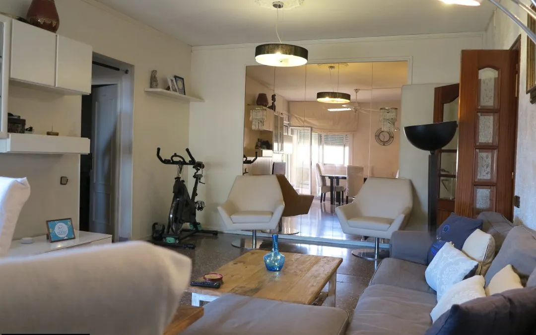 Pis en Venda a l’Avinguda de Cornellà – Espai i Comoditat al Teu Abast